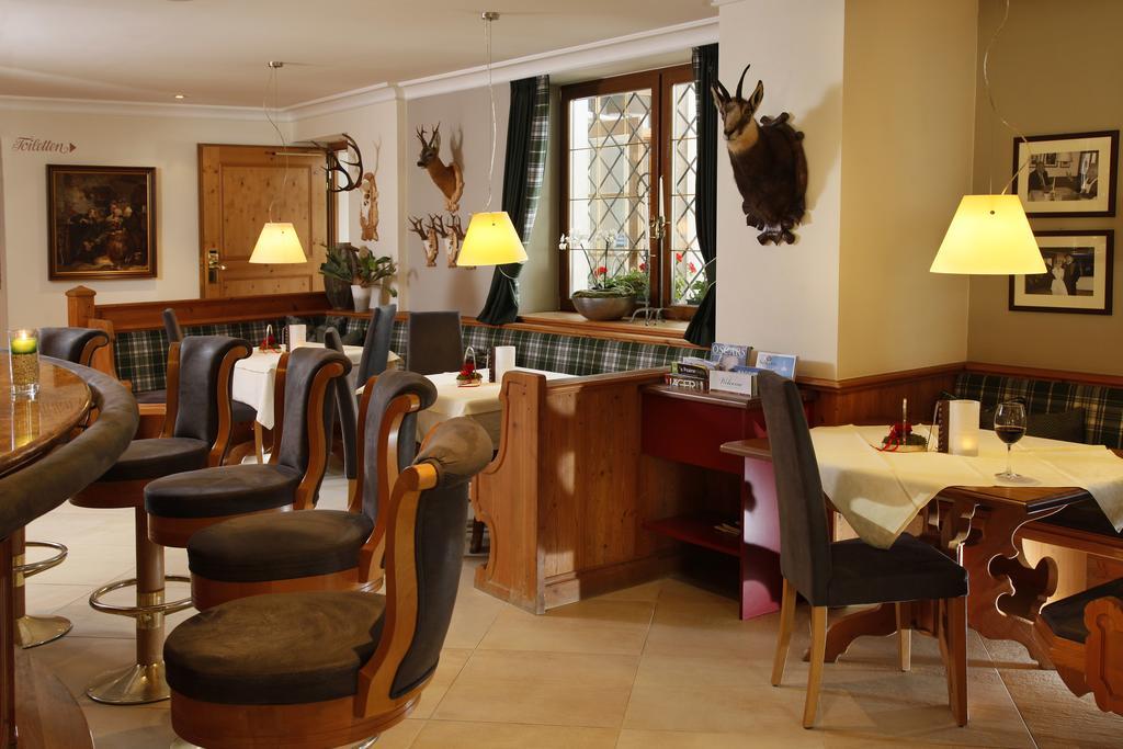 Hotel Schlosswirt سكين المظهر الخارجي الصورة